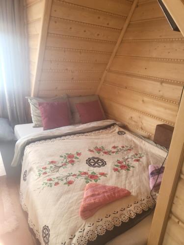 Cama o camas de una habitación en Domek Jelonek