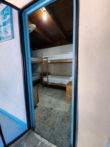 Ένα ή περισσότερα κρεβάτια σε δωμάτιο στο Hostel Samara