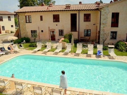 Nice apartment in Gambassi Terme with shared pool – Photos 2