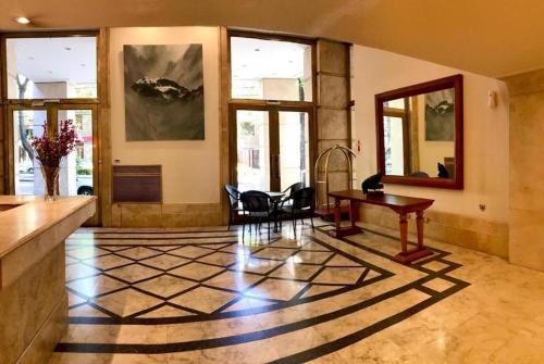 Гостиная зона в Amplio y lujoso departamento en la mejor ubicacion de la Ciudad de Mendoza