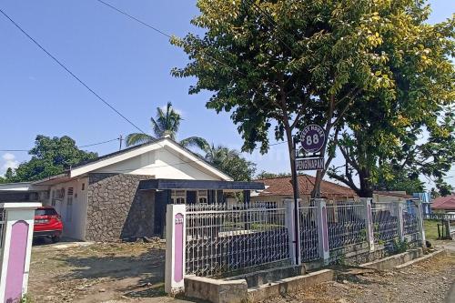 Gallery image of Guest House 88 Lahat RedPartner in Lahat