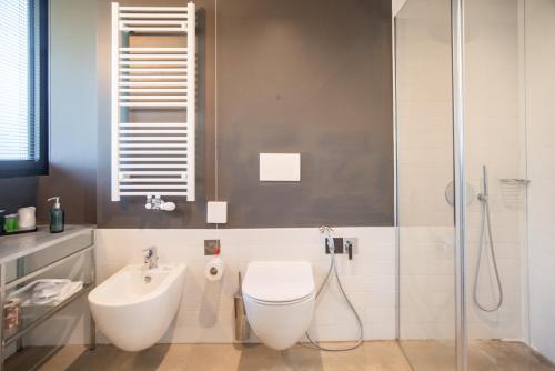 Un baño de Camplus San Pietro - Casa per ferie