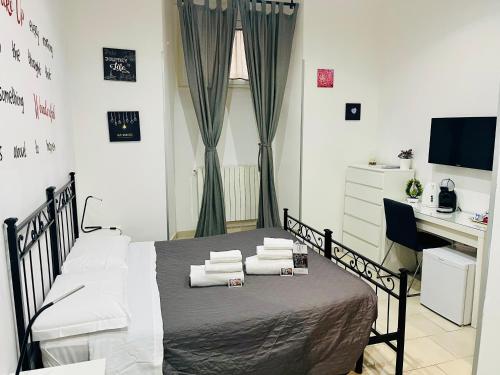 A kitchen or kitchenette at ImeraRooms