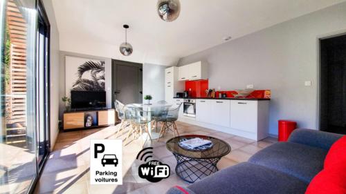 Le Nid Discret avec Balcon et parking privé gratuit