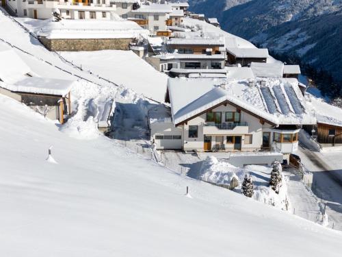 Apartment Apart Birgit by Interhome