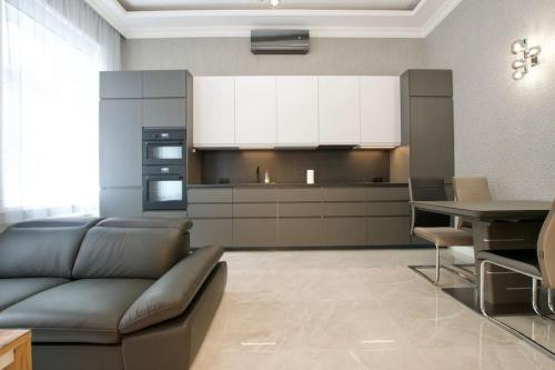 Premium Apartment by Hi5 - 2 bedroom in the center 1063 Budapest, 5 Bajnok utca kép - 3
