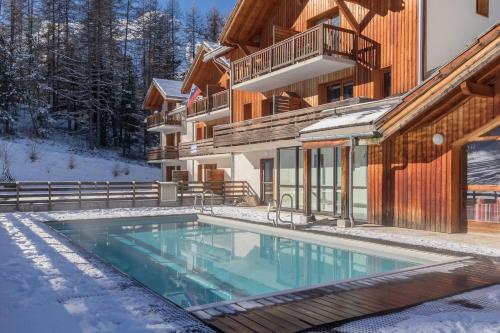 Chalet Orée des pistes - Piscine et sauna