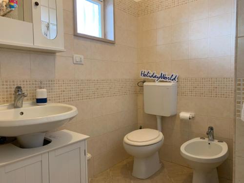 Ένα μπάνιο στο Casa Bea by Holiday World