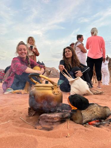 Foto dalla galleria di Desert Island Camp a Wadi Rum