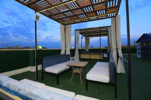 fabulous pyramids view inn – Photos 5