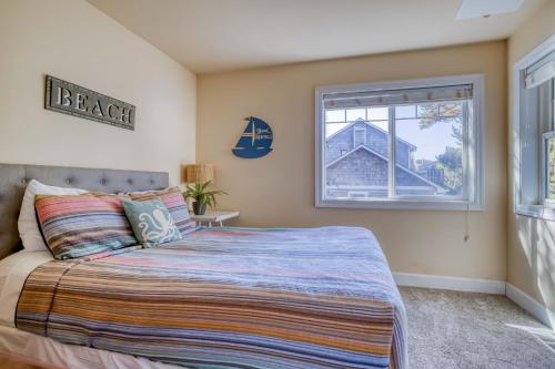a bedroom with a bed and a window at The Lodge MCA 196 - Meredith Lodging in Manzanita