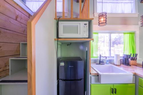 Kuchyň nebo kuchyňský kout v ubytování Tiny House Siesta