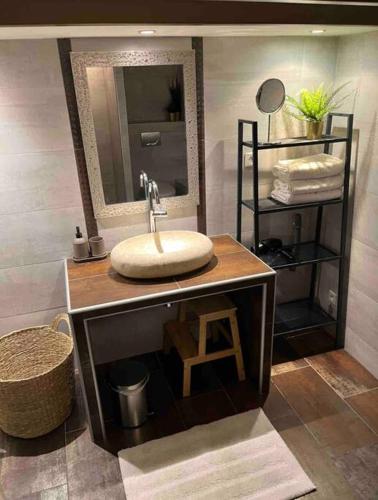 Photo de la galerie de l'établissement Chez Alam à Hôtel de ville, à Lyon