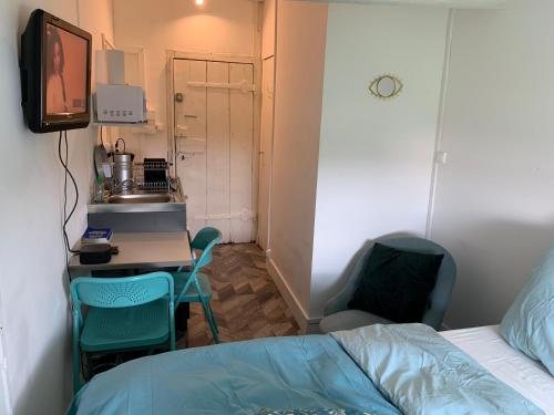 Photo de la galerie de l'établissement LE BLEU face au Rhône by Chez Alam, à Lyon