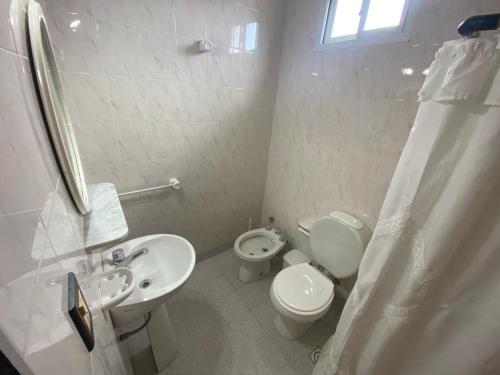 Ένα μπάνιο στο Duplex "PAUMARAN" a 100mts del mar y 550mts de peatonal