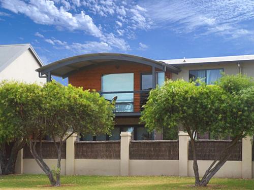 Dunsborough Deluxe Retreat