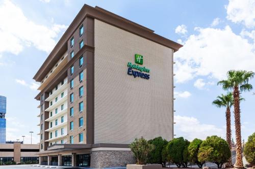 a rendering of the hampton inn suites anaheim at Holiday Inn Express El Paso-Central by IHG in El Paso