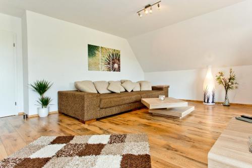 Χώρος καθιστικού στο NEU! Ferienwohnung zum Wiesenblick