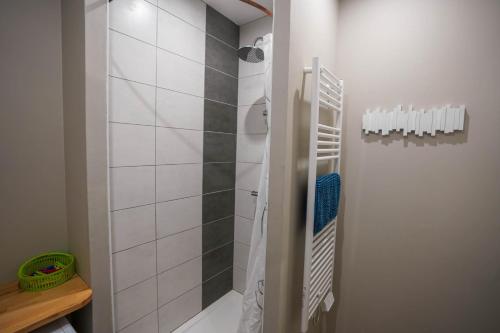 Phòng tắm tại 02- Appt Keremma -Vue Mer - Onival- 2 chambres