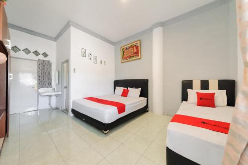 RedDoorz Syariah near Suzuya Mall Banda Aceh