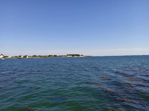 Photo de la galerie de l'établissement Belle maison 85M² avec vue sur la Baie de Quiberon, à Plouharnel