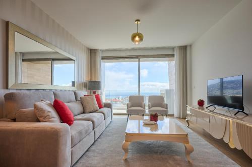 Panoramic Pearl by Homie