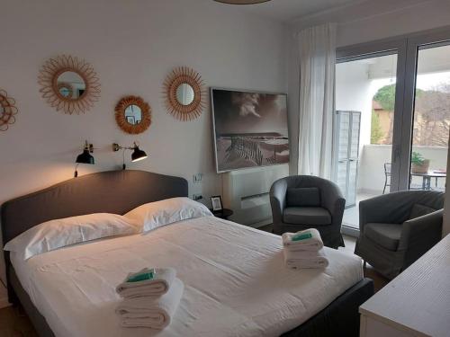 Florence San Donato Apartment with parking