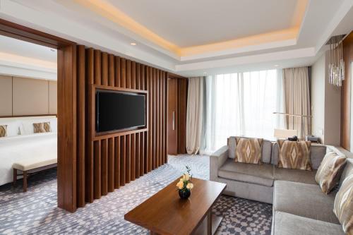 Μια τηλεόραση ή/και κέντρο ψυχαγωγίας στο Intercontinental Jinan City Center by IHG