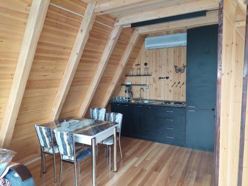 Η κουζίνα ή μικρή κουζίνα στο Paradise Bungalows - Heated pool