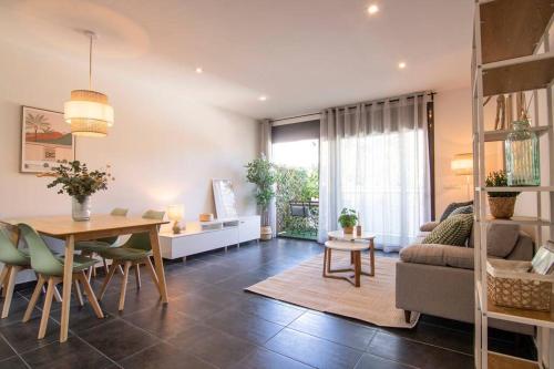 SeaHomes Vacations - ACACIAS Beach&Chic