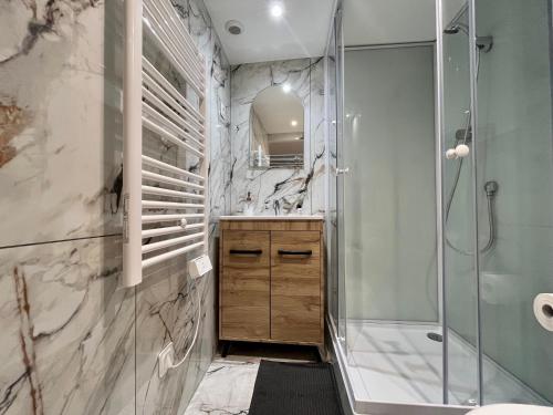 Suite Maël - Appartement 4 personnes - Check in h24 & Wifi