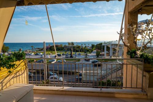 Alimos - Sea View Apartment