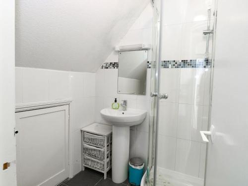 Ένα μπάνιο στο Birch House