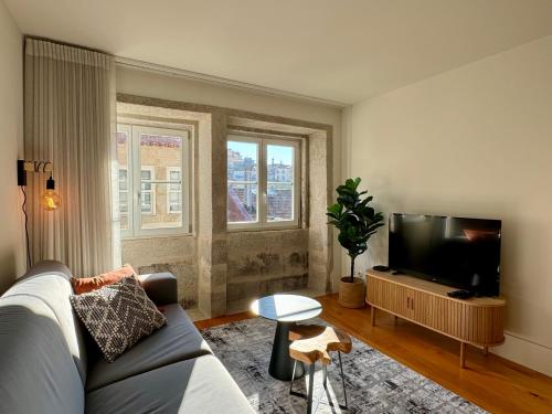 Historical Downtown Retreat Duplex by LovelyStay