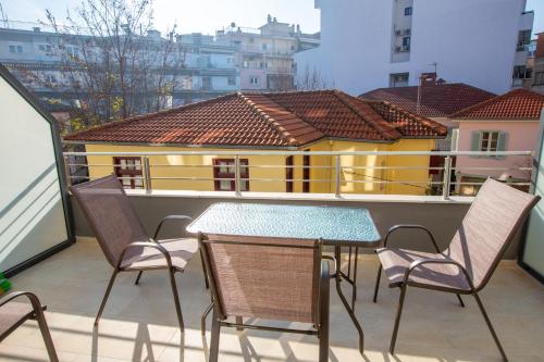 Old Town Apartment 2