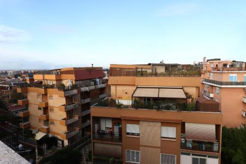 Angela attico a pochi minuti dal Gemelli e Stazione FL3 direzione San Pietro - Roma centro photo 40