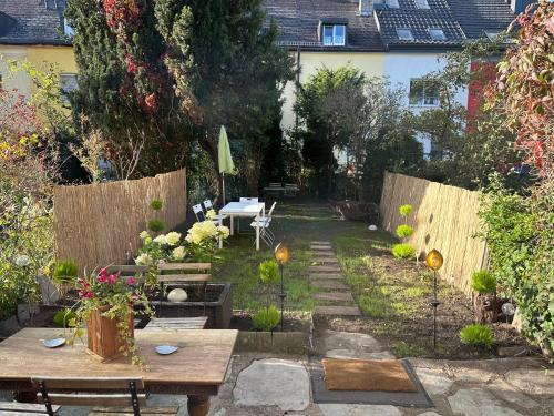 Foto dalla galleria di The Peaceful Garden Family Stay with Free Parking a Salisburgo