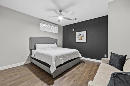 Midnight Manor Penthouse Suite The Gulch Image