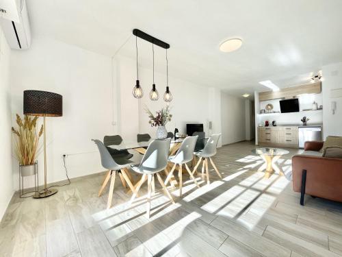 Sunset Torrevieja by Villas&You