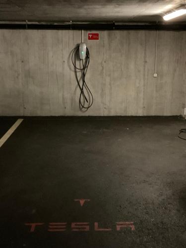 a room with a basketball hoop hanging from a wall at Hotel Liberty Self Check-In in Bellinzona