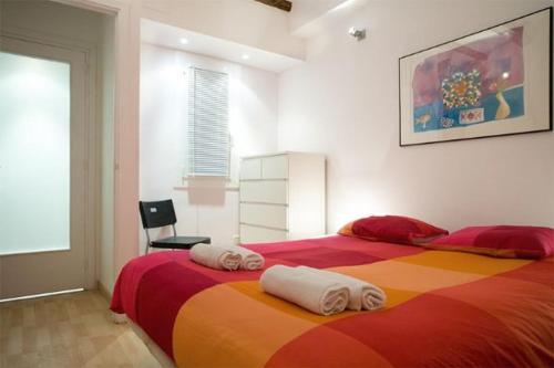 Cama o camas de una habitación en AB Centric Barcelona