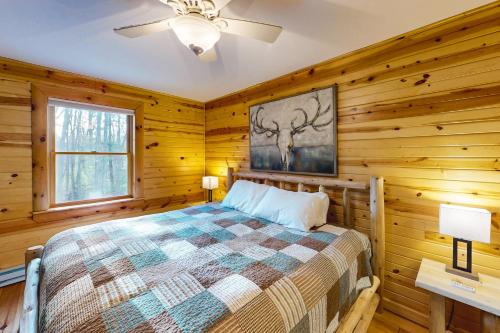 Postelja oz. postelje v sobi nastanitve Biggs Bear Cabin