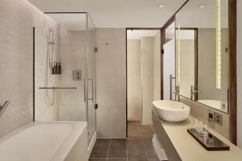 Sheraton Grand Hotel & Spa photo 7