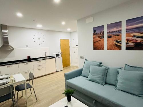 Home La Naval