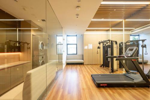Γυμναστήριο ή/και όργανα γυμναστικής στο Holiday Inn Express Haiyan by IHG