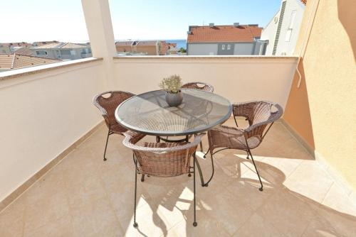 Apartments with parking space Novalja, Pag - 22055