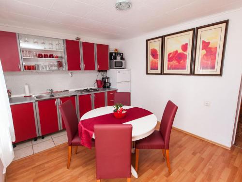 Cozy Coastal Stay, Crikvenica