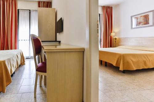 Katil atau katil-katil dalam bilik di Hotel Avana Mare