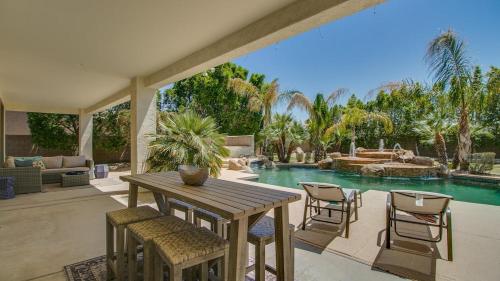 Amazing Litchfield Estate With Backyard Oasis