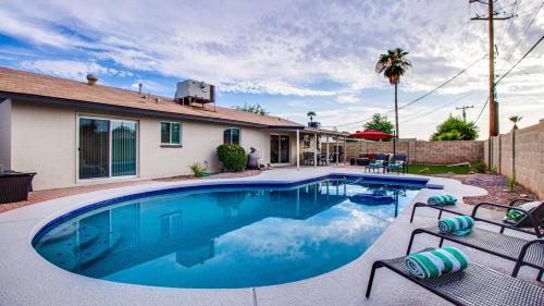 スコッツデールにあるAmazing Modern Remodel Near Old Town with HEATED Poolのギャラリーの写真